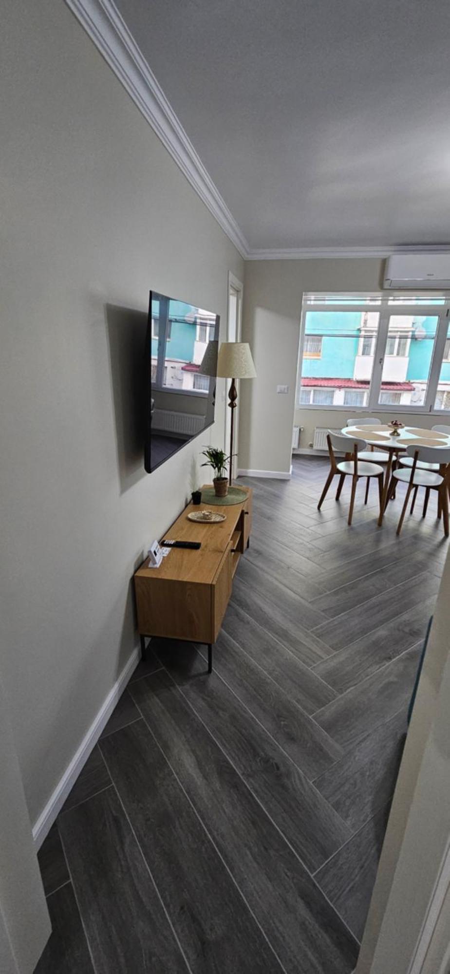 White Rezidence II Apartment Curtea de Argeş Екстериор снимка