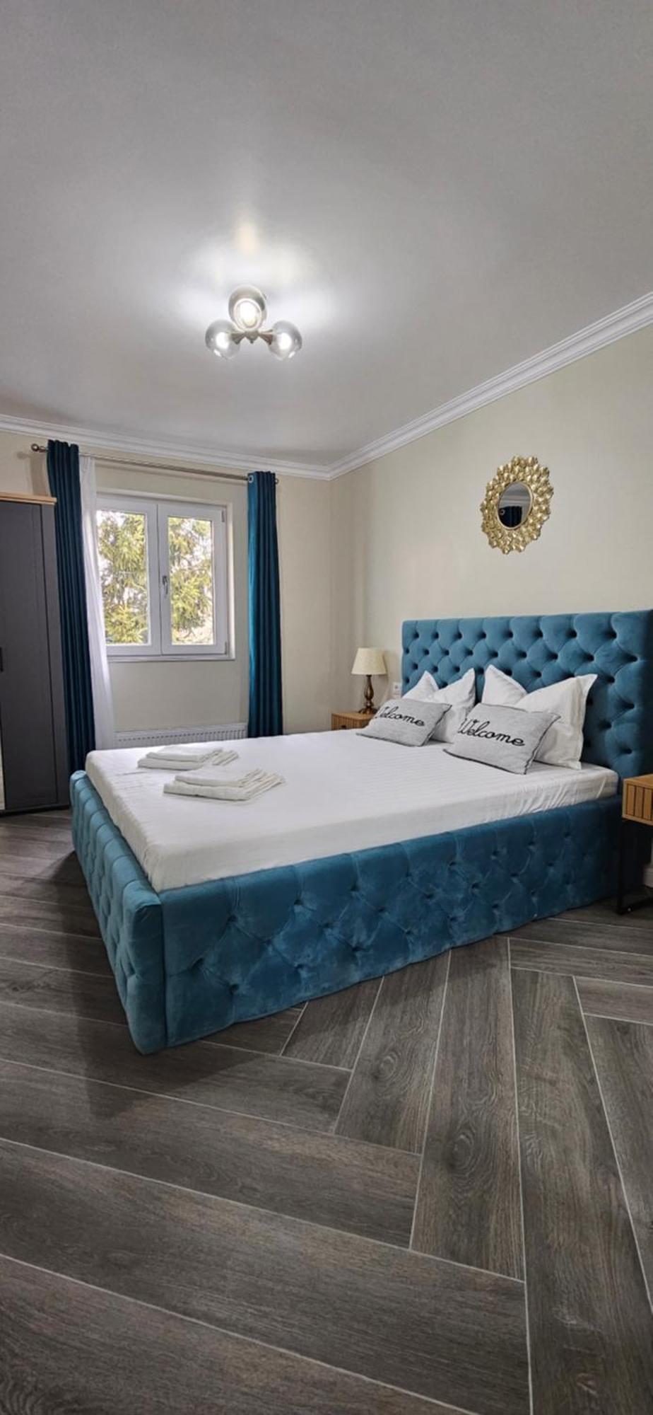 White Rezidence II Apartment Curtea de Argeş Екстериор снимка