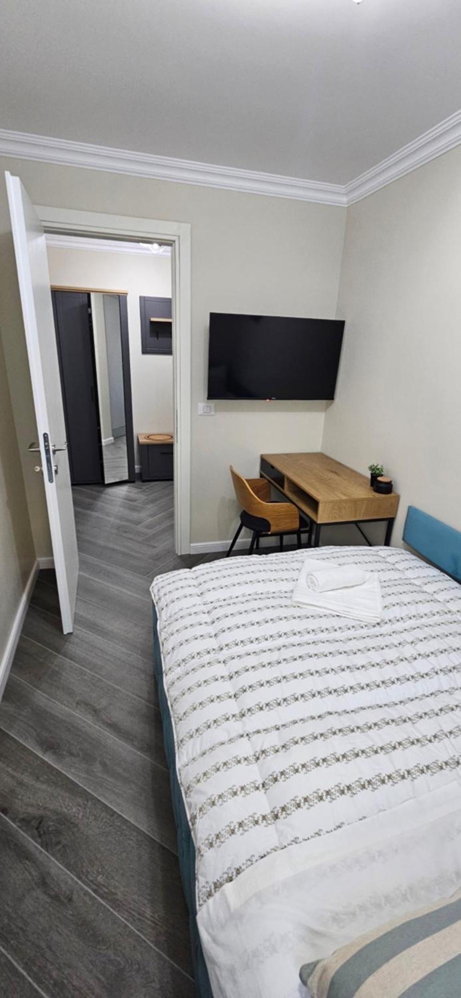 White Rezidence II Apartment Curtea de Argeş Екстериор снимка