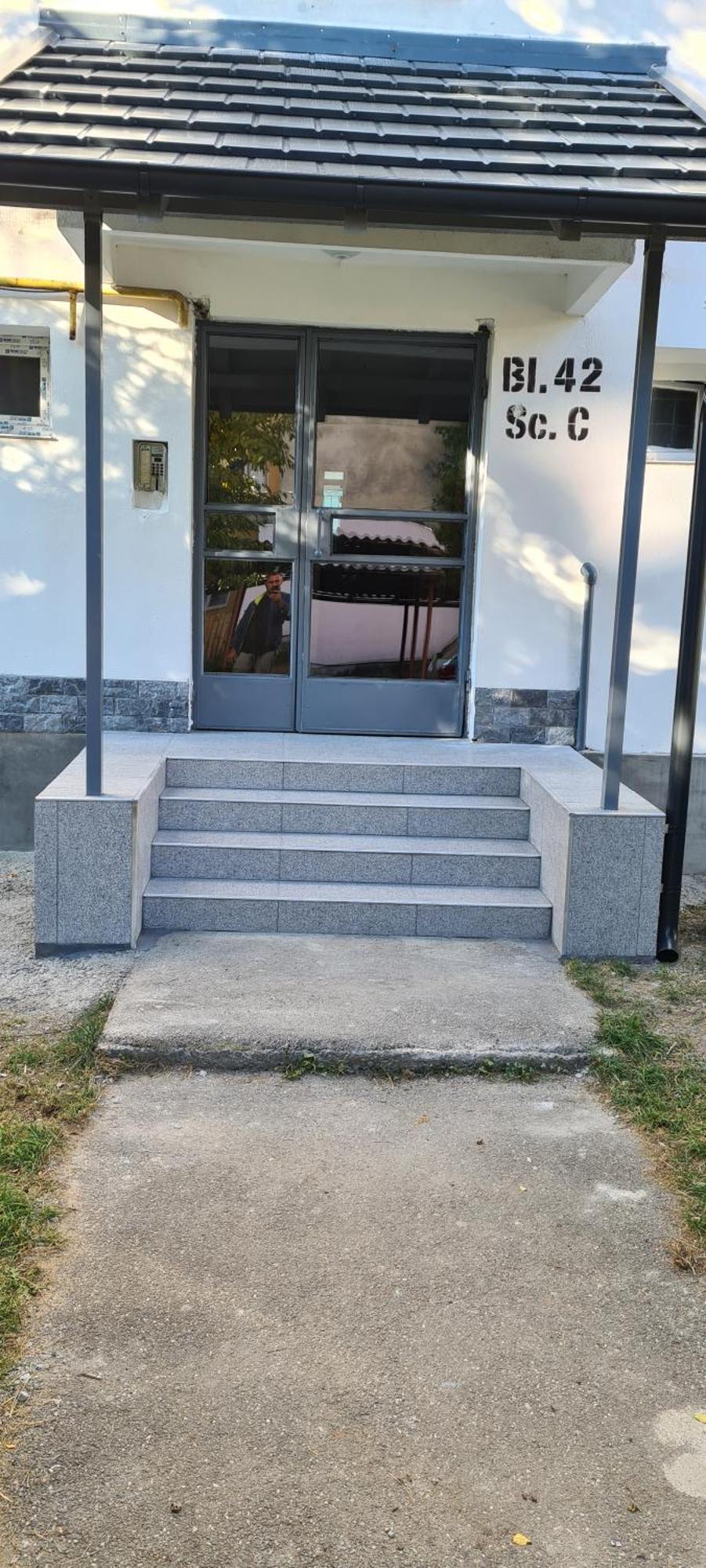White Rezidence II Apartment Curtea de Argeş Екстериор снимка